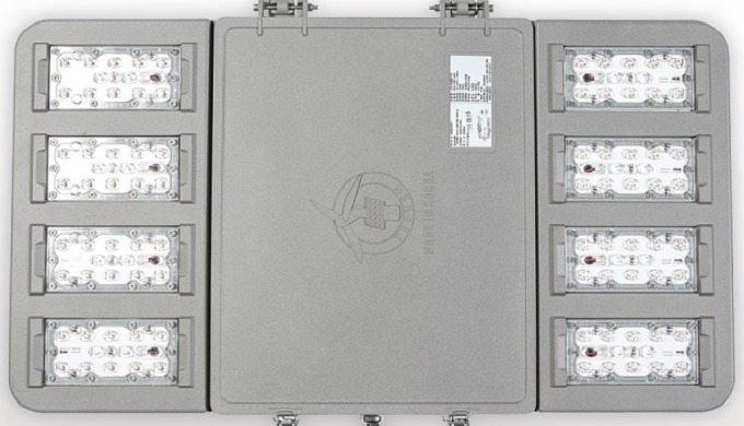◆ Using LED that has obtained the LM80 standard approval and LED chip made by LG and Samsung. ◆ High...