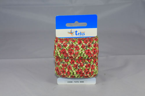 Tütü lastik 4 cm ve 7 cm olarak üretilmektedir.giyim de ve hobby alanında kullanılmaktadır