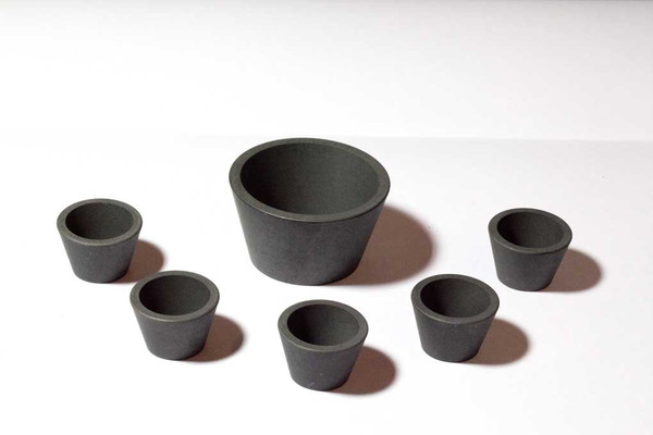 Graphite Grade 2020 crucibles offer high performance with good technical and economic effect. They a...