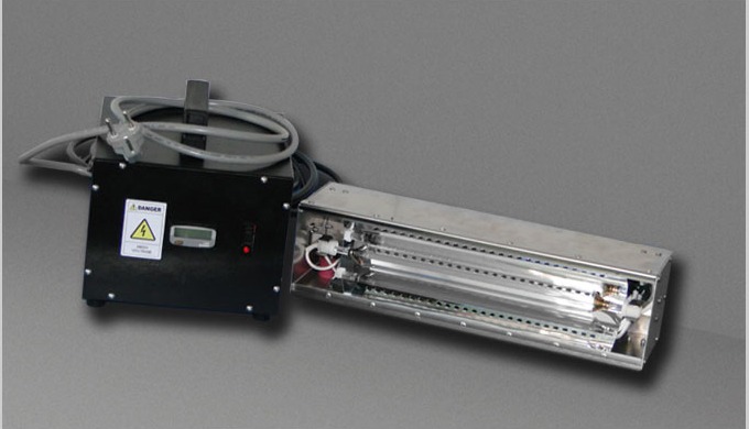 Designed for easy operation holding with hands Easy operation in narrow space Maximized lamp efficie...