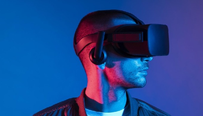 TOUR VIRTUAL Desarrollo de Imágenes 360º y 3D que permiten visitar espacios como si estuviéramos all...