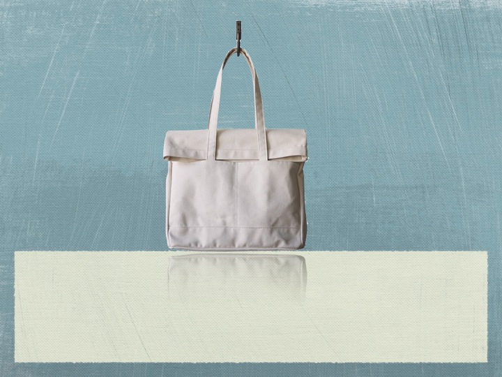 Handbags made of 100% GOTS certified Recycled Organic Cotton fabric.Using a reusable shopping bag is...
