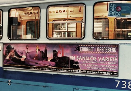 TRAFIKRAM 32 MM Vad kan vara bättre än att synas på en rullande reklampelare. Denna ram är framtagen...