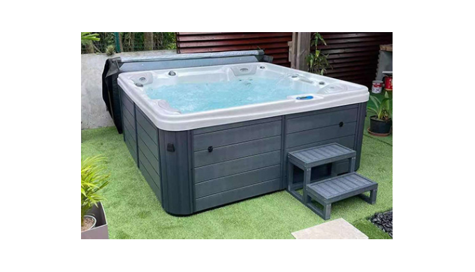 尺寸：2300*2300*900 座位容量：5 人 电压类型：32A 总功率：8 KW 水量：1200 升 毛重：410 kg 包装尺寸：2320*2320*910 20'' 承载能力 6*PCS 4...