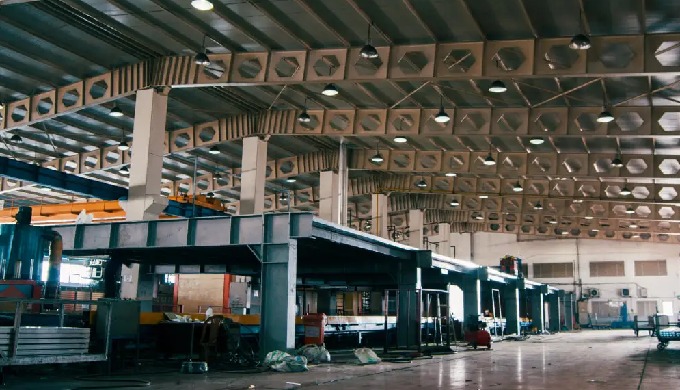 Bayrakcı Metal, depo, fabrika, mağaza ve ofisler için projeye özel asma kat ve ara kat sistemleri ta...