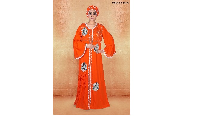 This Abaya Dubai Women’s Evening Long Dress is an elegant Muslim party wear kaftan, designed to offe...
