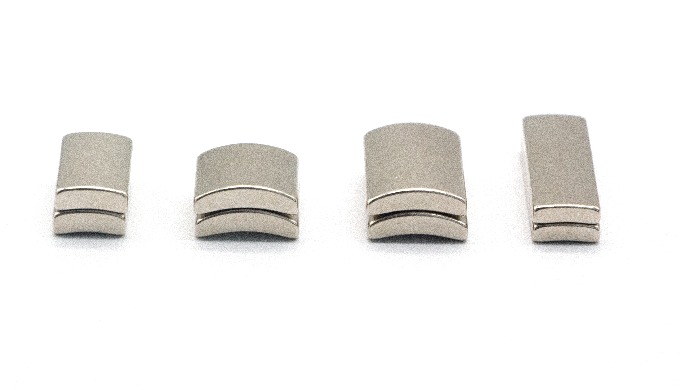 42EH high performance NdFeB magnets with low cost for motors. Hcj≥2388 kA/m...