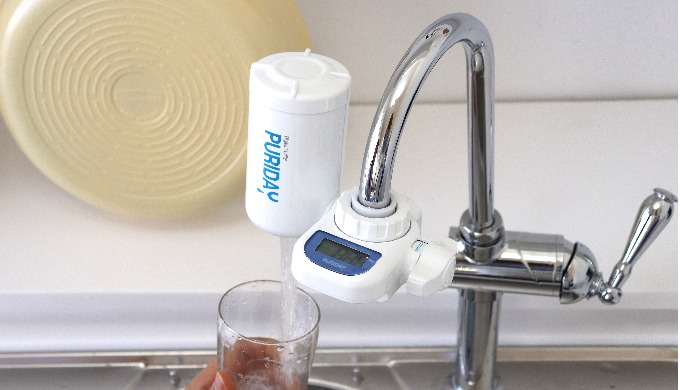 Faucet mount water purifier with NSF certified filter material. - 4 filtration system : Stainless sc...