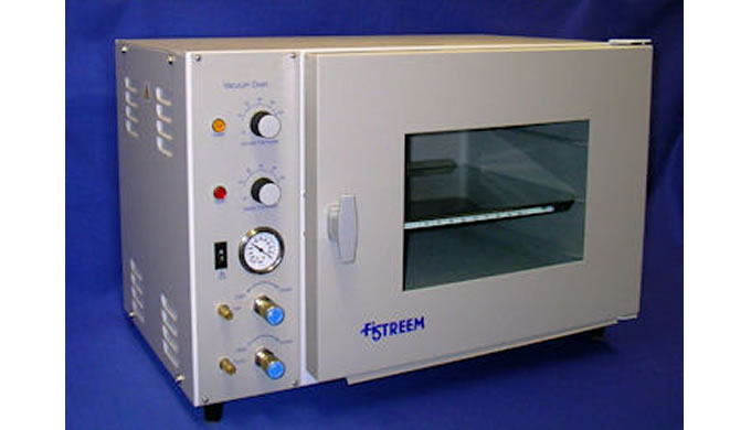 Fistreem Vacuum Oven This Fistreem Vacuum Oven was previously manufactured by Sanyo Gallenkamp and b...