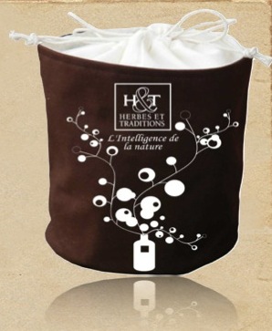 Pouches made from 100% GOTS certified Recycled Organic Canvas fabric.Available in various fabric wei...
