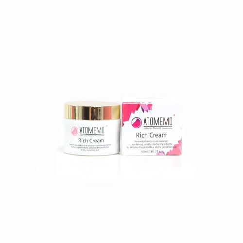 It is a deeply moisturizing spot care cream that provides concentrated care for extremely dry skin, ...