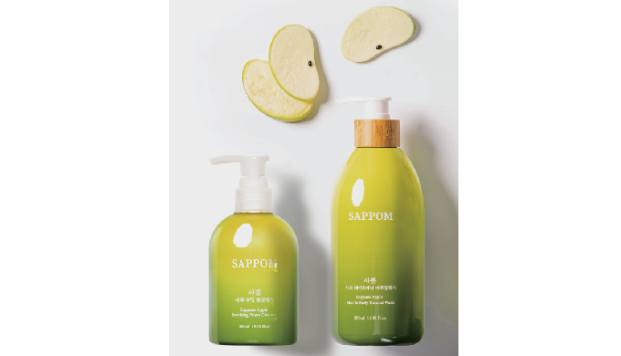 Gentle lather washes away dead skin cells, impurities, and sebum. It provides a soft and moist feeli...