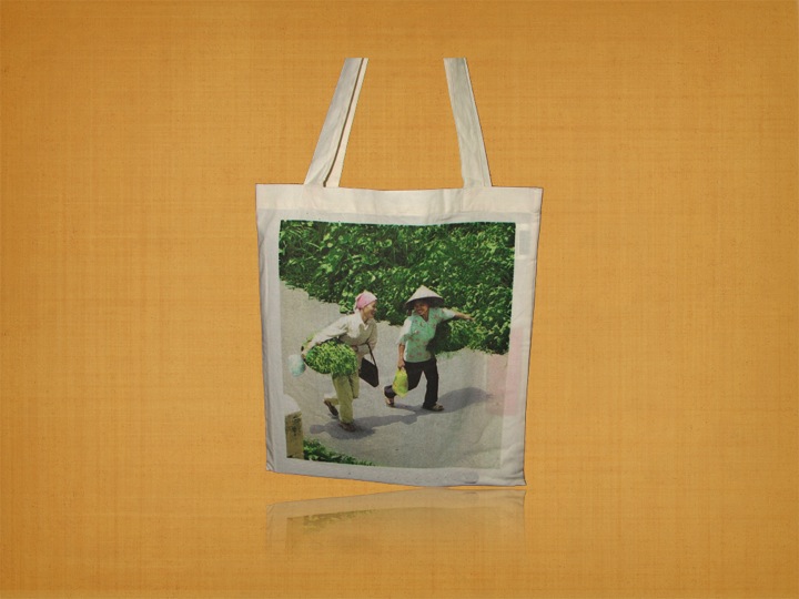 Bags made of 100% GOTS certified Recycled Organic Cotton fabric.Customized printing available.Dyeing...