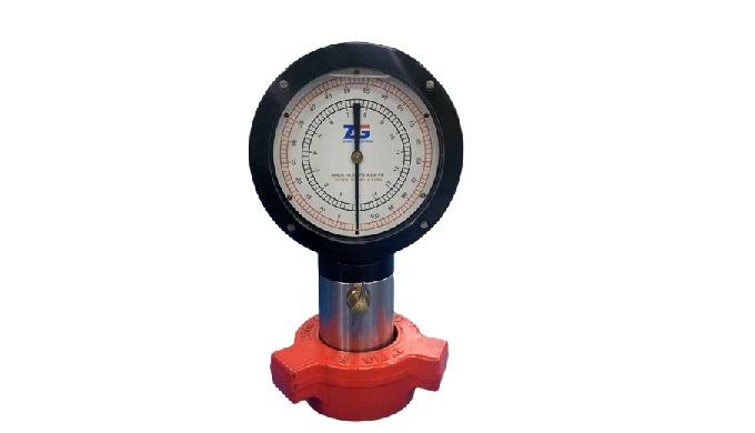Union type pressure gauge