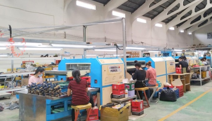 We established in 2013. We started working with 60 workers. Over the course of development, now we h...