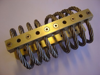 Vibratec tillverkar wire-dämpare för chockisolering av känslig utrustning. Vi hjälper också till med...