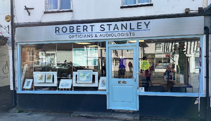 Providing top quality eye and ear care.