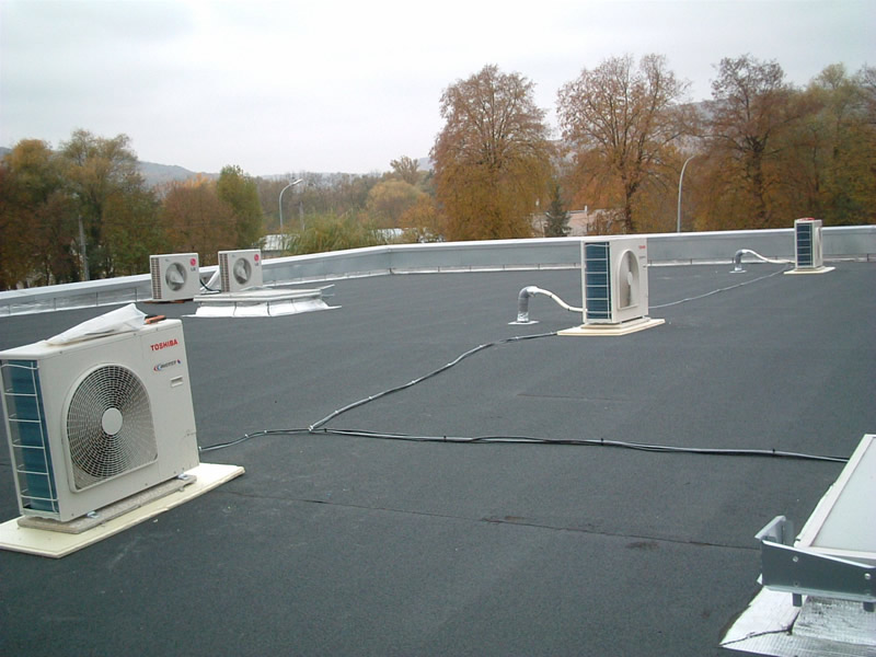 Bâtiment, climatisation, aménagement, importation de pièces de rechange pour l'électroménager, trava...