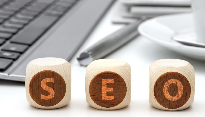 - SEO Website-Analyse, Audits und Gutachten - Website Optimierung hinsichtlich technischer und inhal...