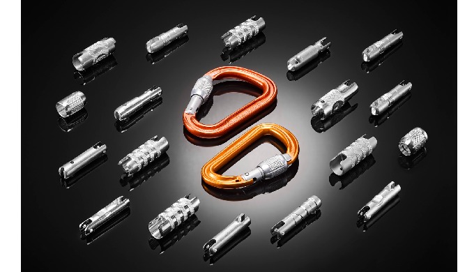 Décolletage pièces de mousqueton