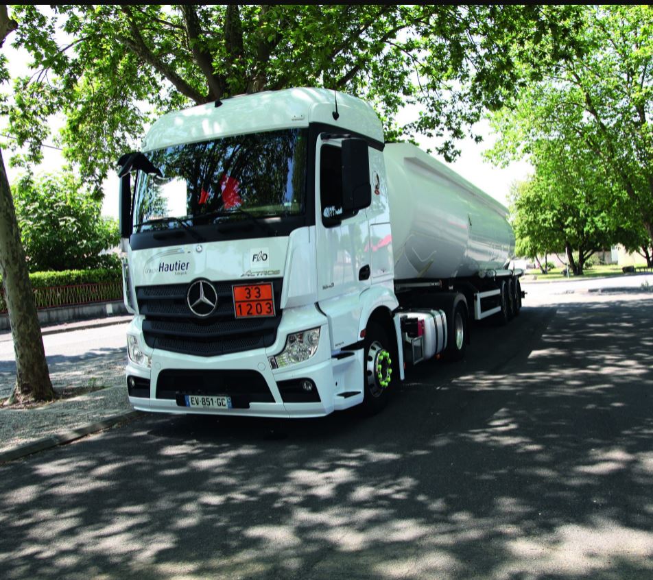 Transport routier gros porteur CITERNES LIQUIDES 44T par GIACOMIN ET FILS