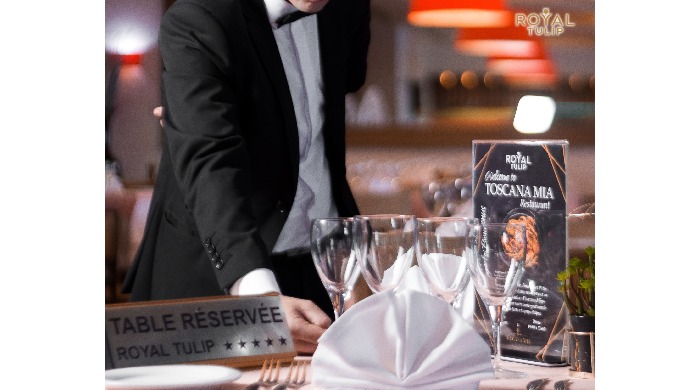 Venez découvrir l'excellence culinaire de notre restaurant, Toscana Mia, niché au cœur de l'Hôtel Ro...