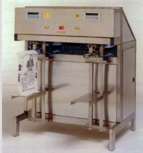for flowing and semi flowing products into buckets or valve sacks Semi-automatic machine for fast an...