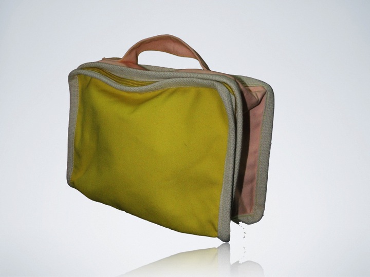 Bags made from 100% GOTS certified organic canvas fabric. Bags can be customized as per requirement....