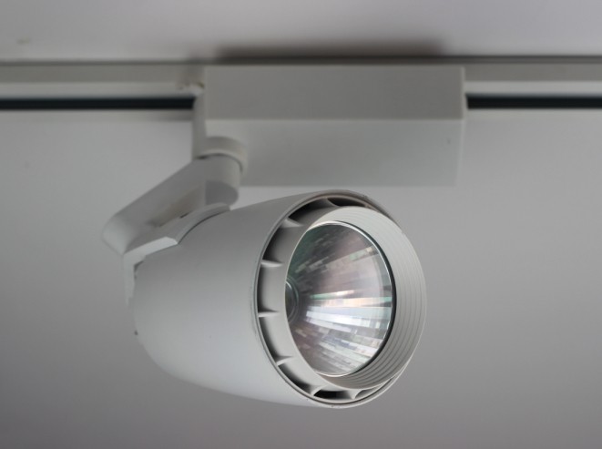 30W led track lights for shops 1)Advanced constant current driver. 2)Professional thermal management...