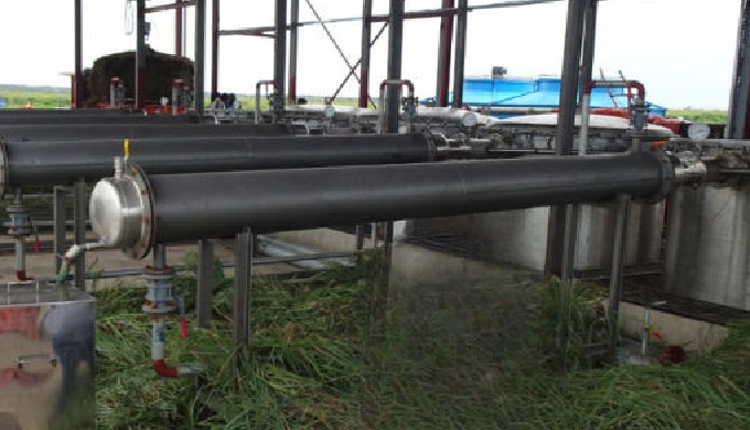 Buy Spice Oil Distillation Plants from Mech O Tech LLP, the best manufacturer and Exporter of Extrac...