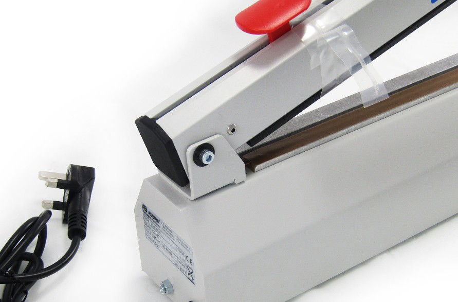 Dette industriel varme sealer er en manuel maskine, der er egnet til både PE film og tynde laminat m...
