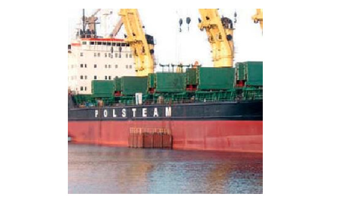 Pinturas marinas antifouling para barcos RECUBRIMIENTO ANTIFOULING PARA BUQ...