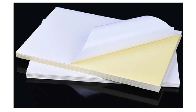 Nous vous proposons un large choix de formats d'étiquettes en planches A4 et A5 sur standards en sto...
