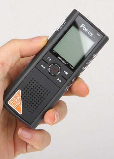 It enables you to make a note or record important issues discussed in the meeting. - Telephone Opera...