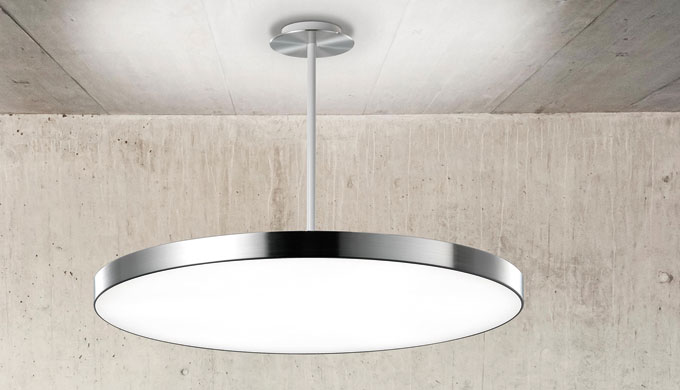 Così elegante, leggera e armoniosa. Ecco la nuova figura luminosa a sospensione VIVAA. Attraverso la...
