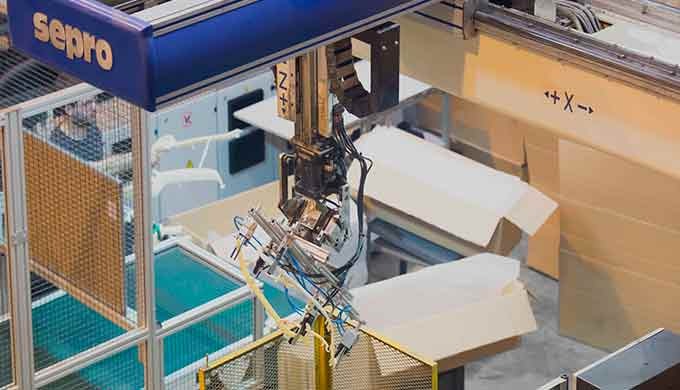 PLASTIC TRANSFORMATION AND INJECTION