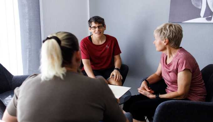 Im Mittelpunkt dieses Angebots steht ein integrativer Coaching-Prozess, der moderne Hypnosetechniken...