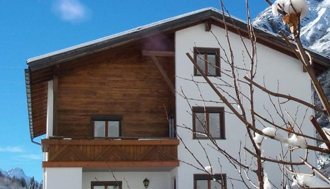 Herzlich Willkommen, .. bei Nona Irma im Berghof Balluner, einem kleinen aber feinen Ferienhaus in G...