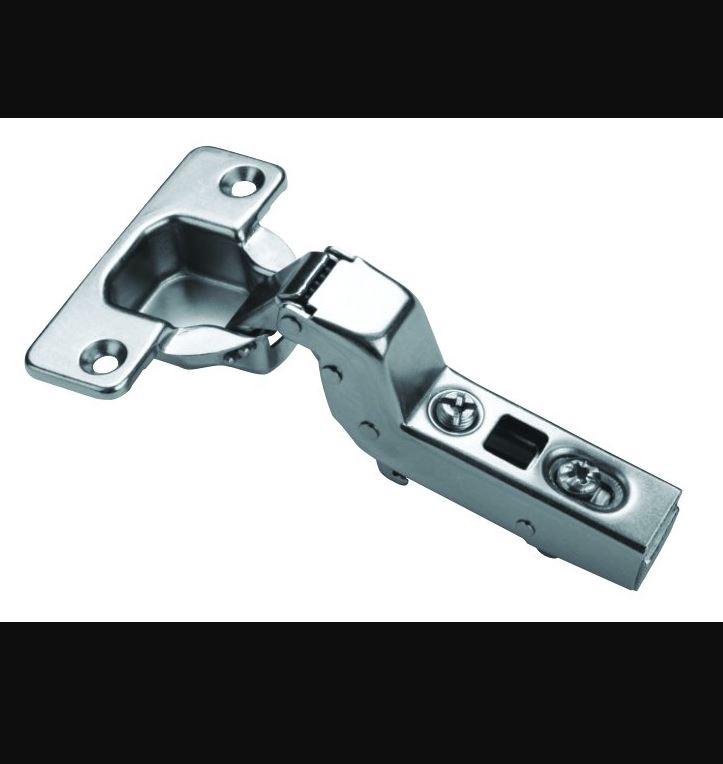 Charnière dia 35mm à clipser avec amortisseur, coude 17 mm