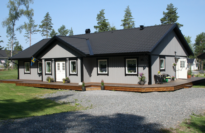 Ett av våra hus som är rest i lösvirke.