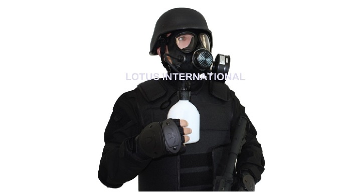 #Product Description Gas mask developed for comfort during operations. Prov...