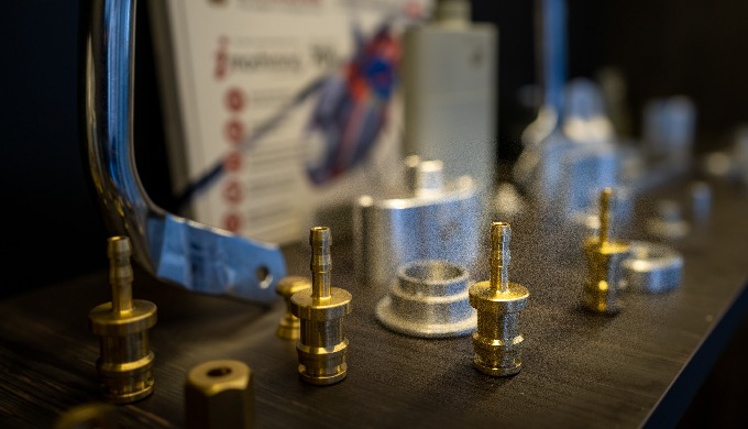 Our production measurements for precision metal and plastic parts Turned parts: 15mmØ - 250mm Ø Leng...