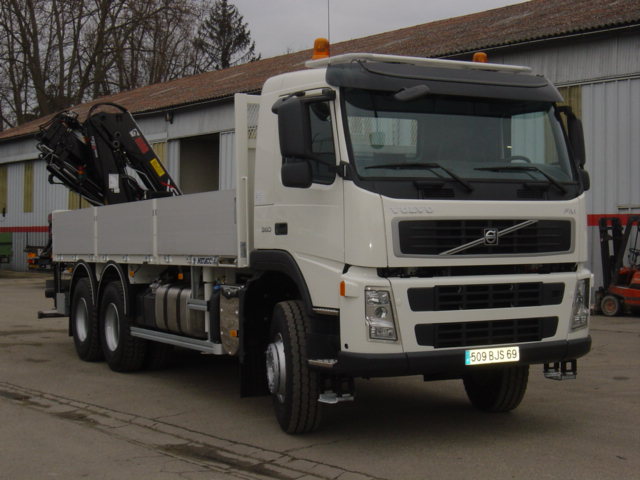 Location de camions plateau, ou plateau grue