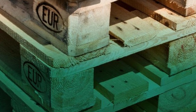 Bonjour, Nous sommes spécialisés dans le recyclage de palettes en bois, avec plus de 20 000 palettes...