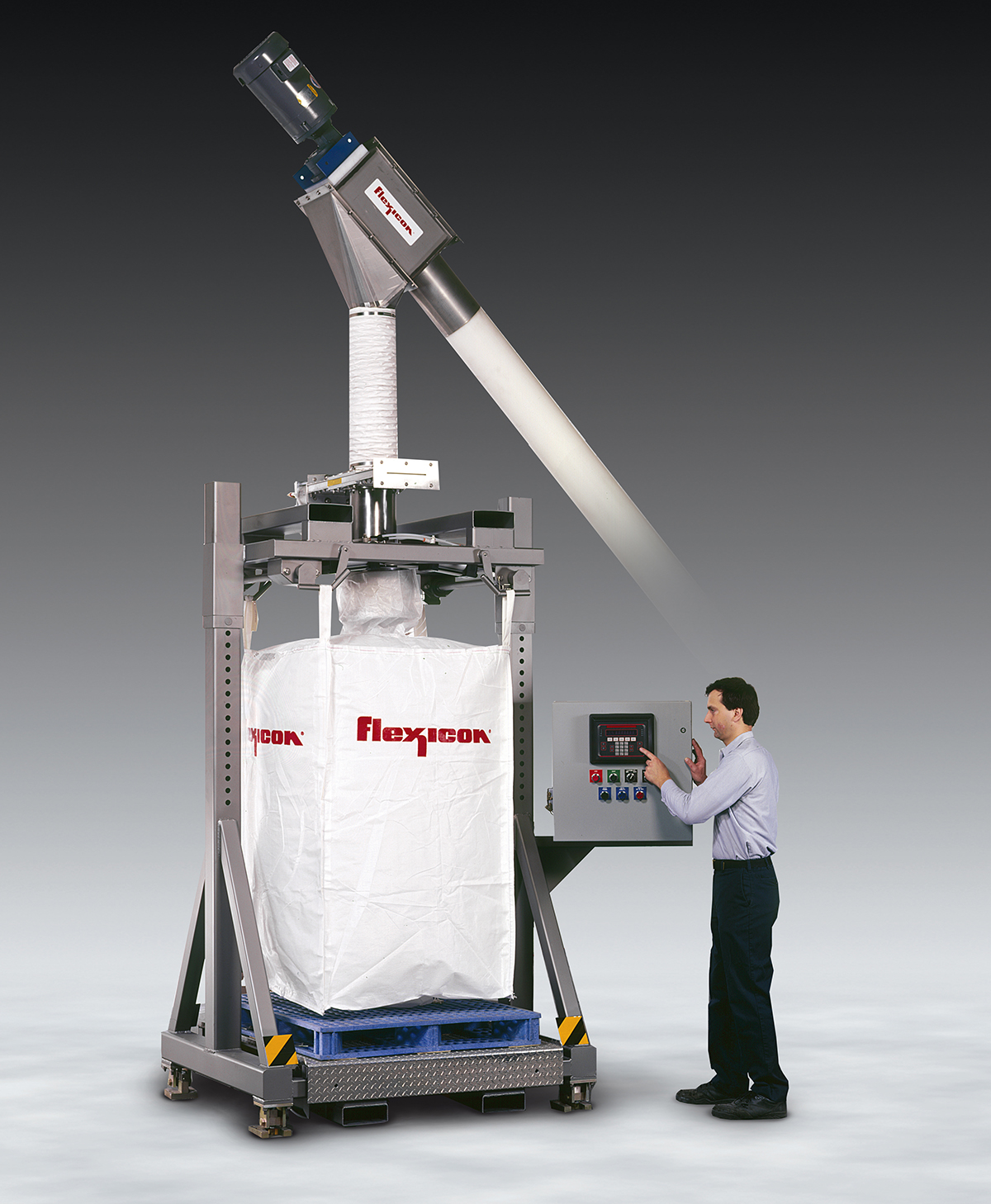 Patented TWIN-CENTERPOST™ Bulk Bag Filler maximizes strength and improves accessibility to bag hooks...