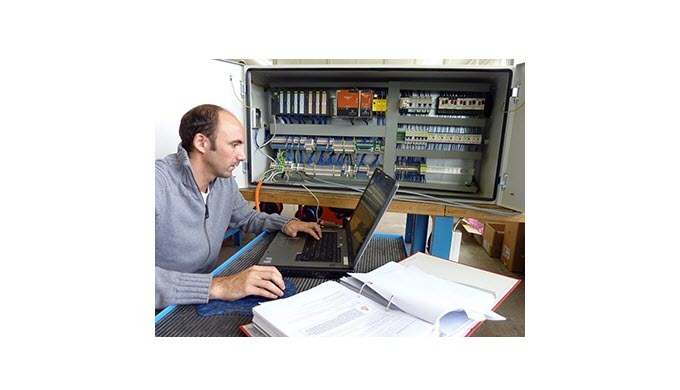 SPS-Programmierung, Bedienungsoberflächen und komplexe Visualisierungen lassen die Herzen unserer Pr...