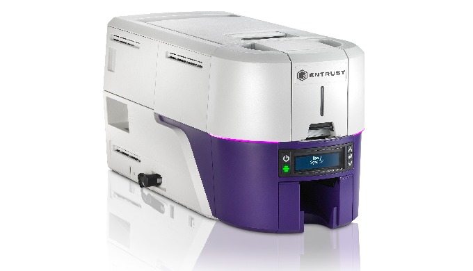 Imprimante à impression directe (DTC) sur cartes ENTRUST SIGMA DS1 pour émettre instantanément carte...