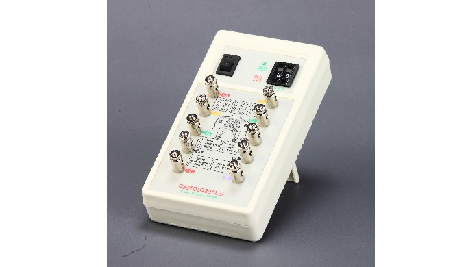 ECG Simulator : Cardiosim II