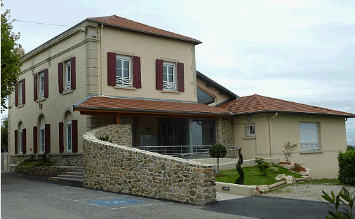Fondations courantes, sans pieux, murs en aggloméré, en béton ou en pierres: BAZIN BÂTIMENT réalise ...