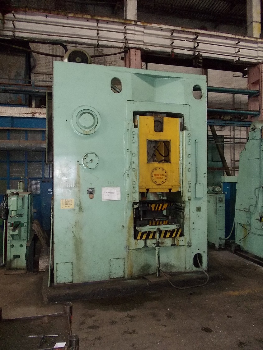 Manufacturer: Barnaul Model: KB 8340 1000t New in: 1985 Location: Ukraine